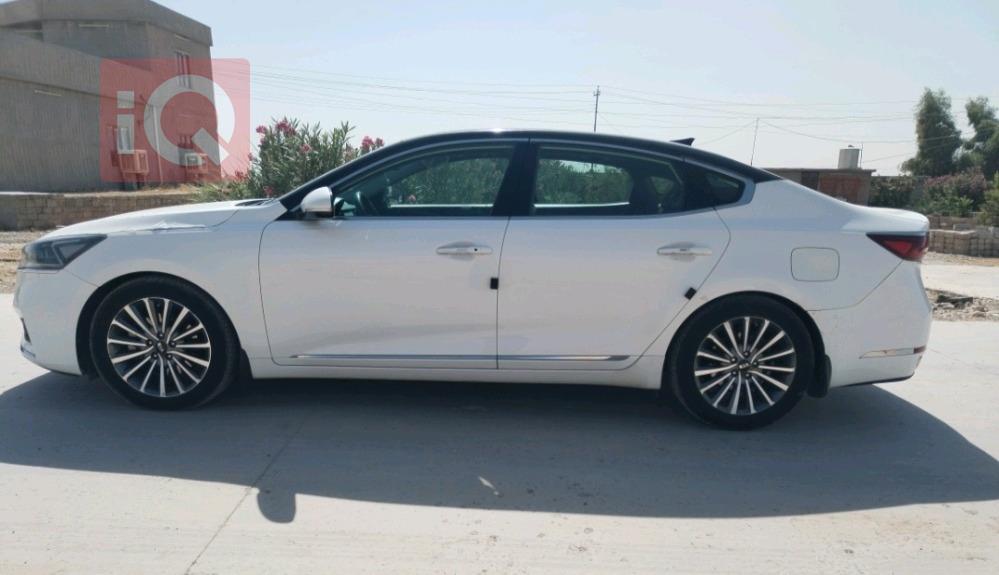 كيا كادينزا